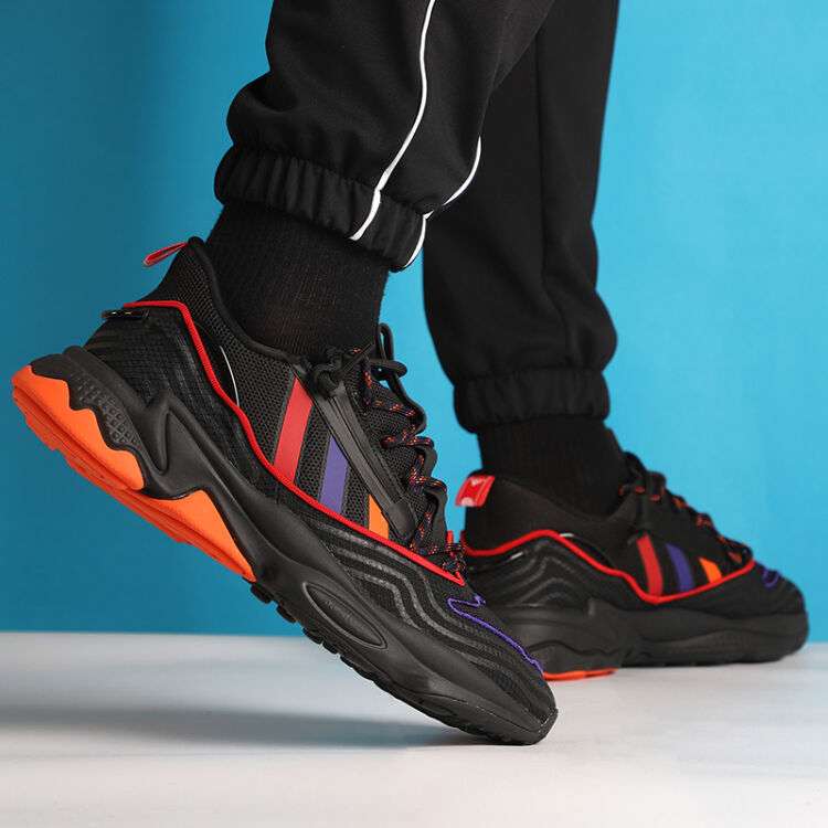 Baskets Adidas Ozweego Zip 6 Black - Edition limitée Nouvel An Chinois, Tailles : 36 au 48 2/3