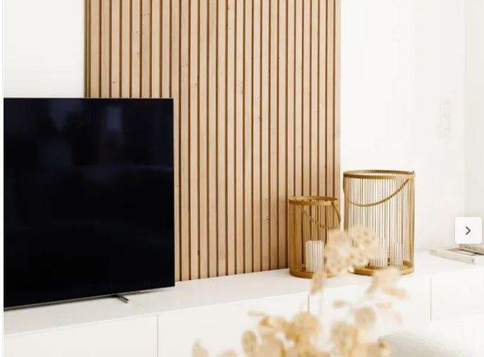 2 panneaux MDF tasseaux finition bois chêne naturel, fond noir 2500 x 300 x 20mm (total 2500 x 600 x 20mm)
