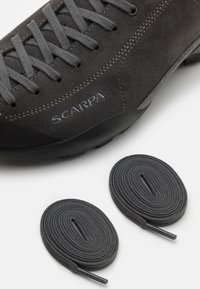 Chaussures de marche Scarpa Mojito GTX - Plusieurs Tailles Disponibles