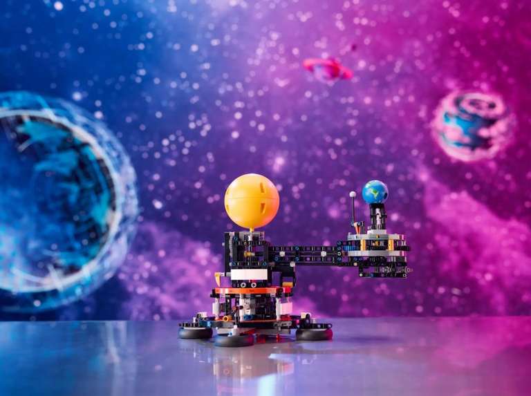 Jouet Lego Technic 42179 La Planète Terre et la Lune en Orbite (Via 19,25€ sur la carte de fidélité)