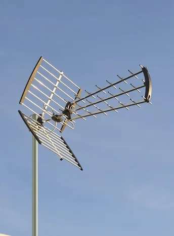 Antenne extérieure binappe UHF
