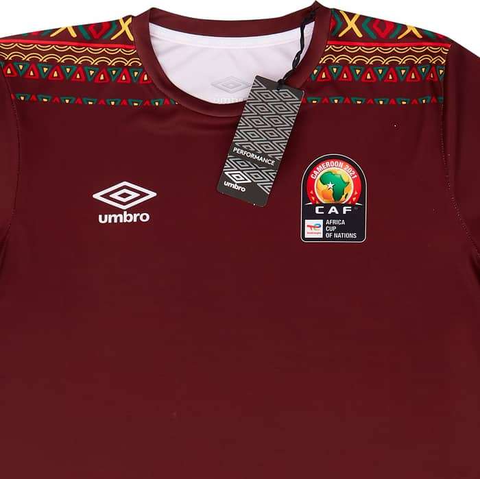 Maillot De Football Cameroun Taille 2XL - Neuf Avec étiquettes, En Coton, Inclut Short