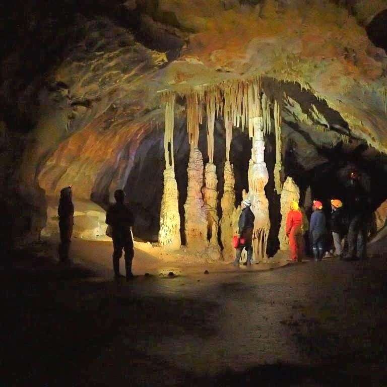 Visite Guidée & Balade des Lucioles à la Grotte Saint-Marcel Grauite pour les papas accompagnant leurs enfants - Bidon (07)