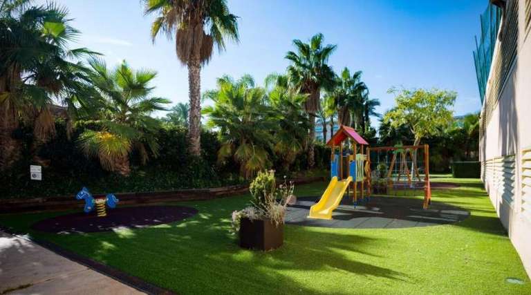 Séjour 8J /7N à La Pineda (Espagne) pour 2 adultes & 1 enfant en demi-pension + 2 jours au parc PortAventura du 22 au 29 octobre 2022