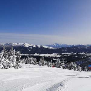 Forfait de ski gratuit pour tous le 22 décembre - Formiguères (66)