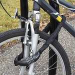 [Prime] Anti-vol de vélo avec chaîne et cadenas à combinaison Amazon Basics - Noir