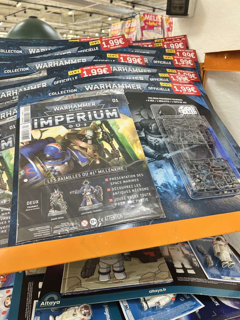 Lot de 2 figurines à peindre Warhammer 40,000 : Imperium - Fascicule + 2 figurines + 6 dés + 1 réglette + 1 tapis de jeu