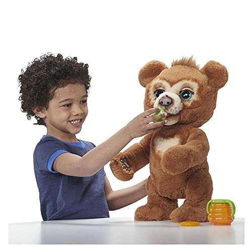 Promo Furreal cubby, l'ours curieux chez Auchan