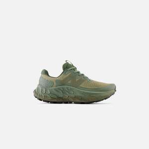 Chaussures New Balance Foam More Trail v3 - diverses tailles (kith.com)