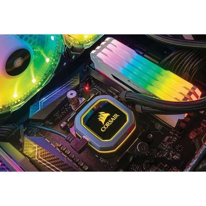 Kit de RAM Corsair Vengeance RGB Pro Series DDR4 (CMW16GX4M2C3200C) - 16Go, 2x8Go DIMM