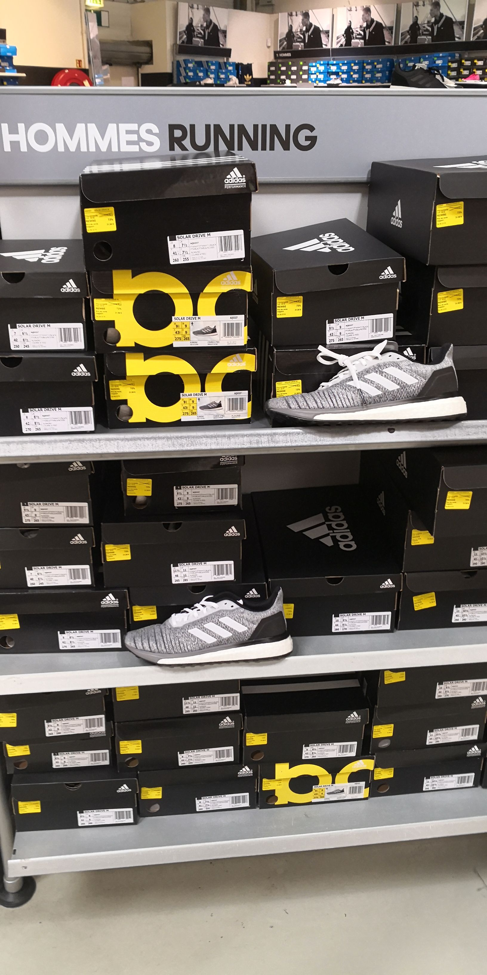 adidas outlet claye souilly horaire