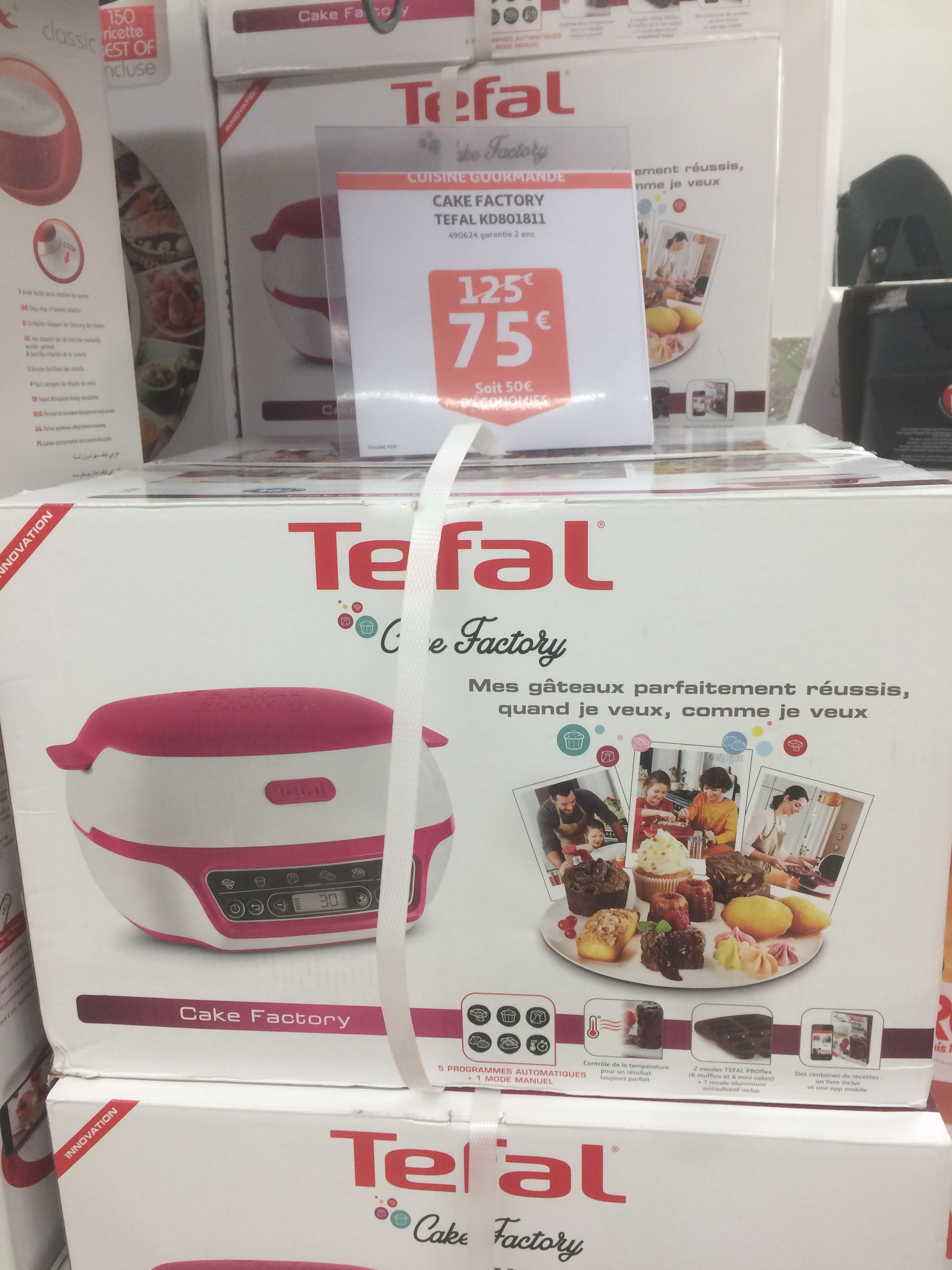 Machine A Gateaux Tefal Cake Factory Kd 1100 W Auchan Okabe Kremlin Bicetre 94 Dealabs Com